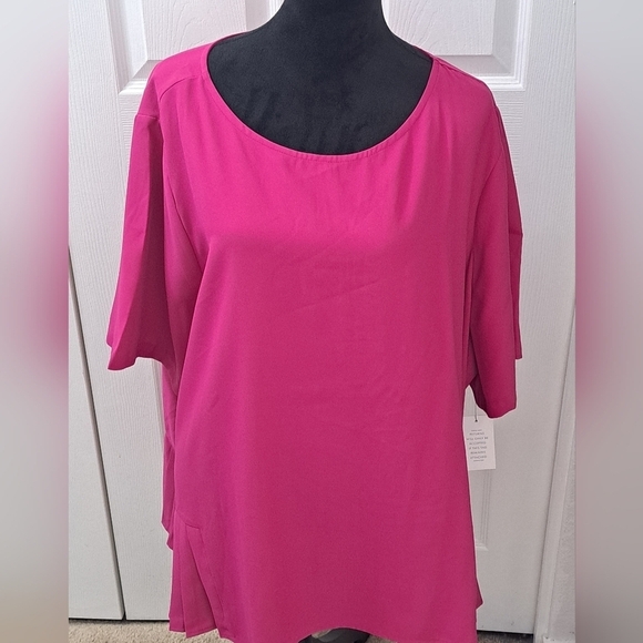 Eloquii Plus Size Raspberry Blouse With A Pleated Hem Line - Picture 1 of 10